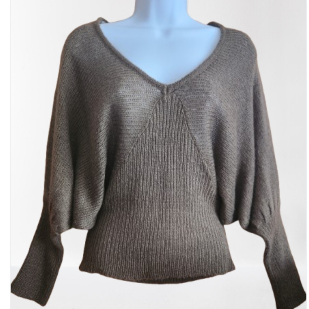 Sweater Blouson Dolman Sleeve Size S